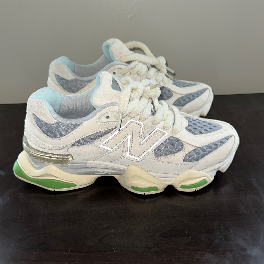 New Balance 9060